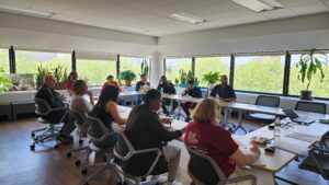 Group of Powell School Alumni at LinkedIn Workshop